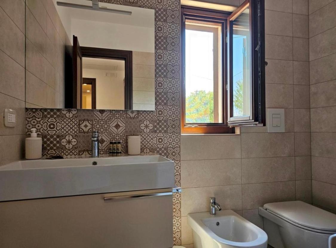 Lina 840 Apartment Monopoli Ngoại thất bức ảnh